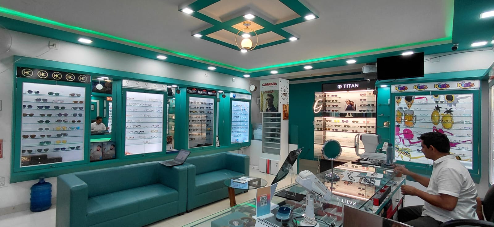 Optical Point eyewear display wall